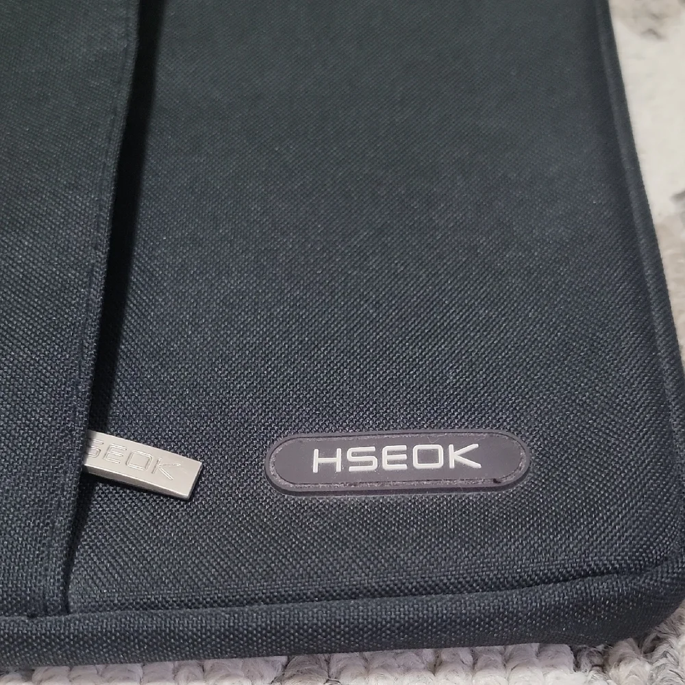 Like New Hseok Black Laptop Sleeve For 15 Inches Laptops W/ Front Pocket